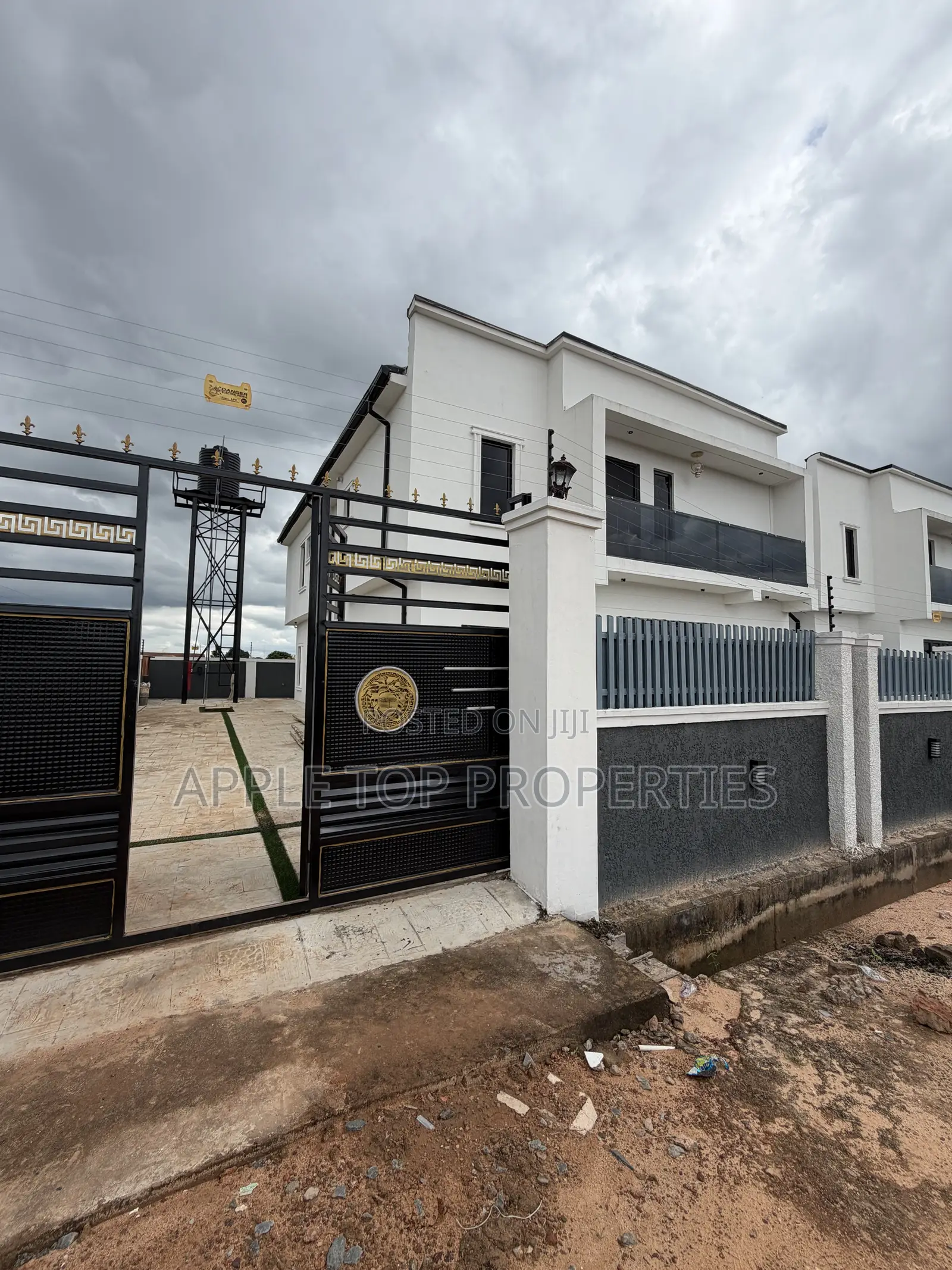 4bdrm Duplex in Enugu for sale in Enugu