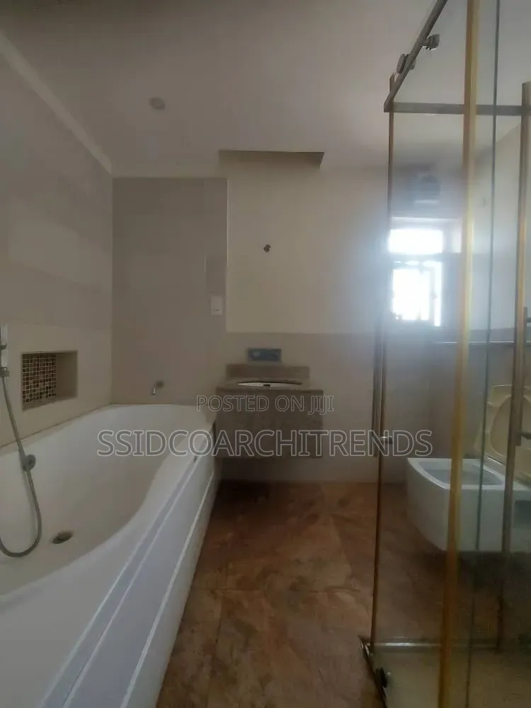 1bdrm Apartment in Call To Access, Ologolo for sale in Ologolo