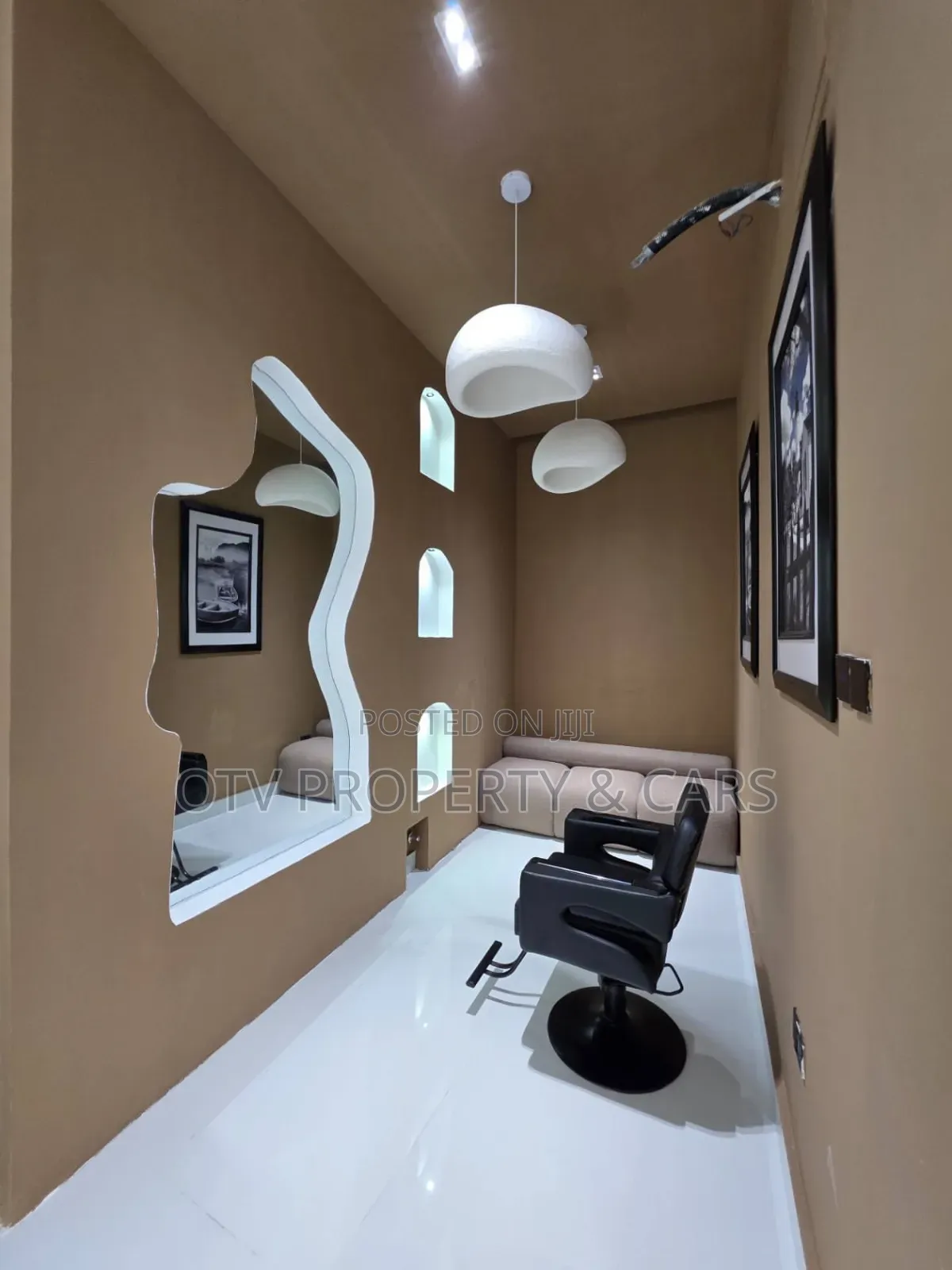 5bdrm Townhouse/Terrace in Osapa london for sale in Osapa london