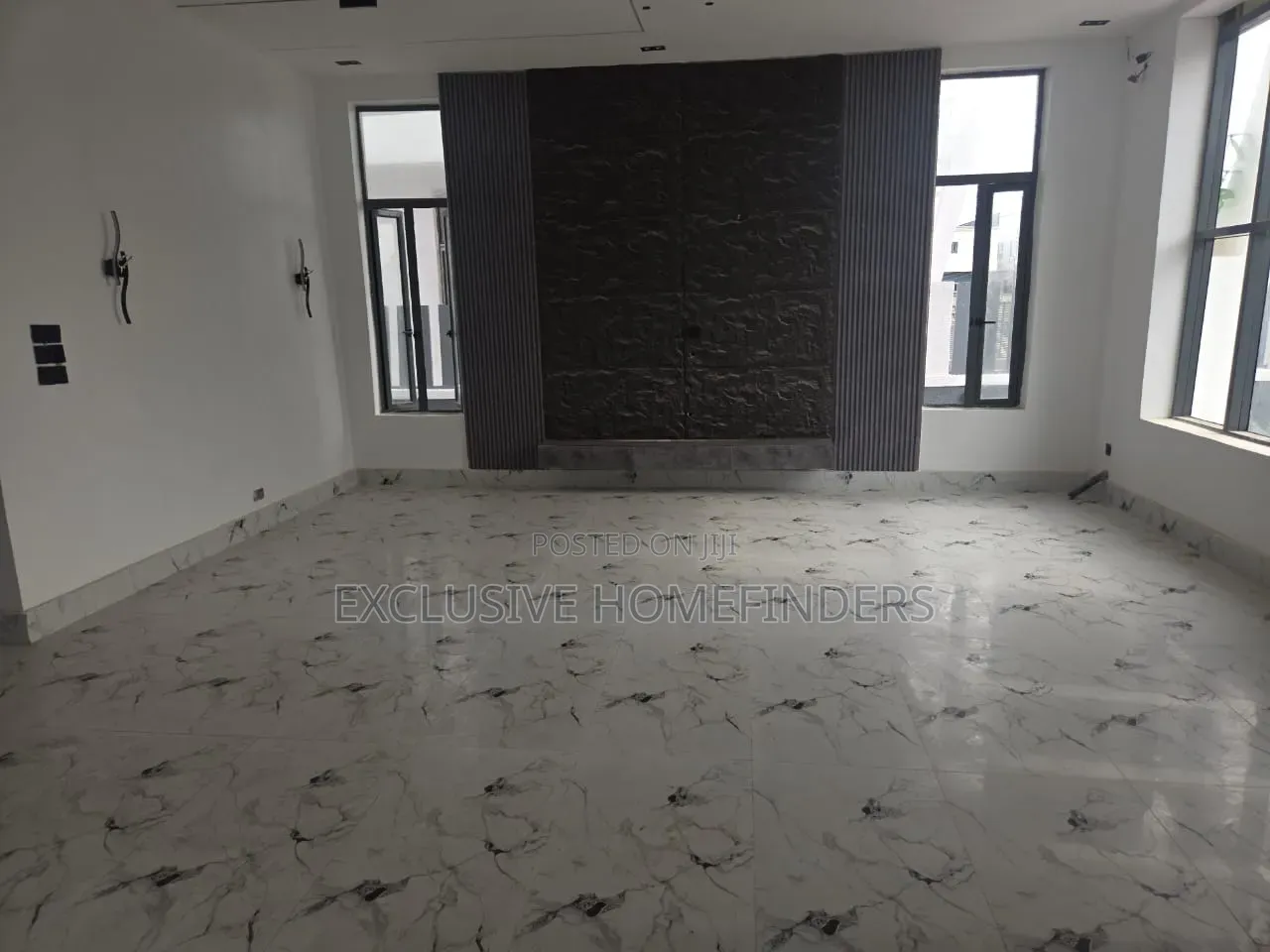 5bdrm Duplex in Sangotedo for sale in Sangotedo