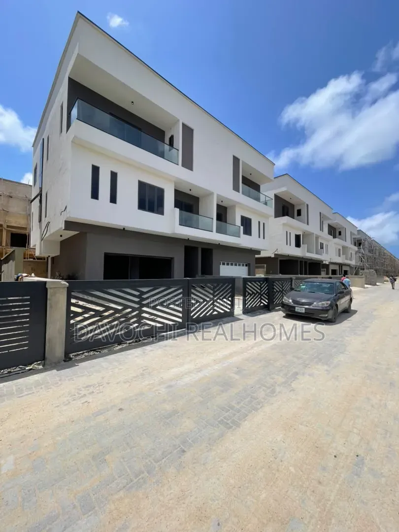 4bdrm Duplex in Lekki Phase 1 for sale in Lekki Phase 1