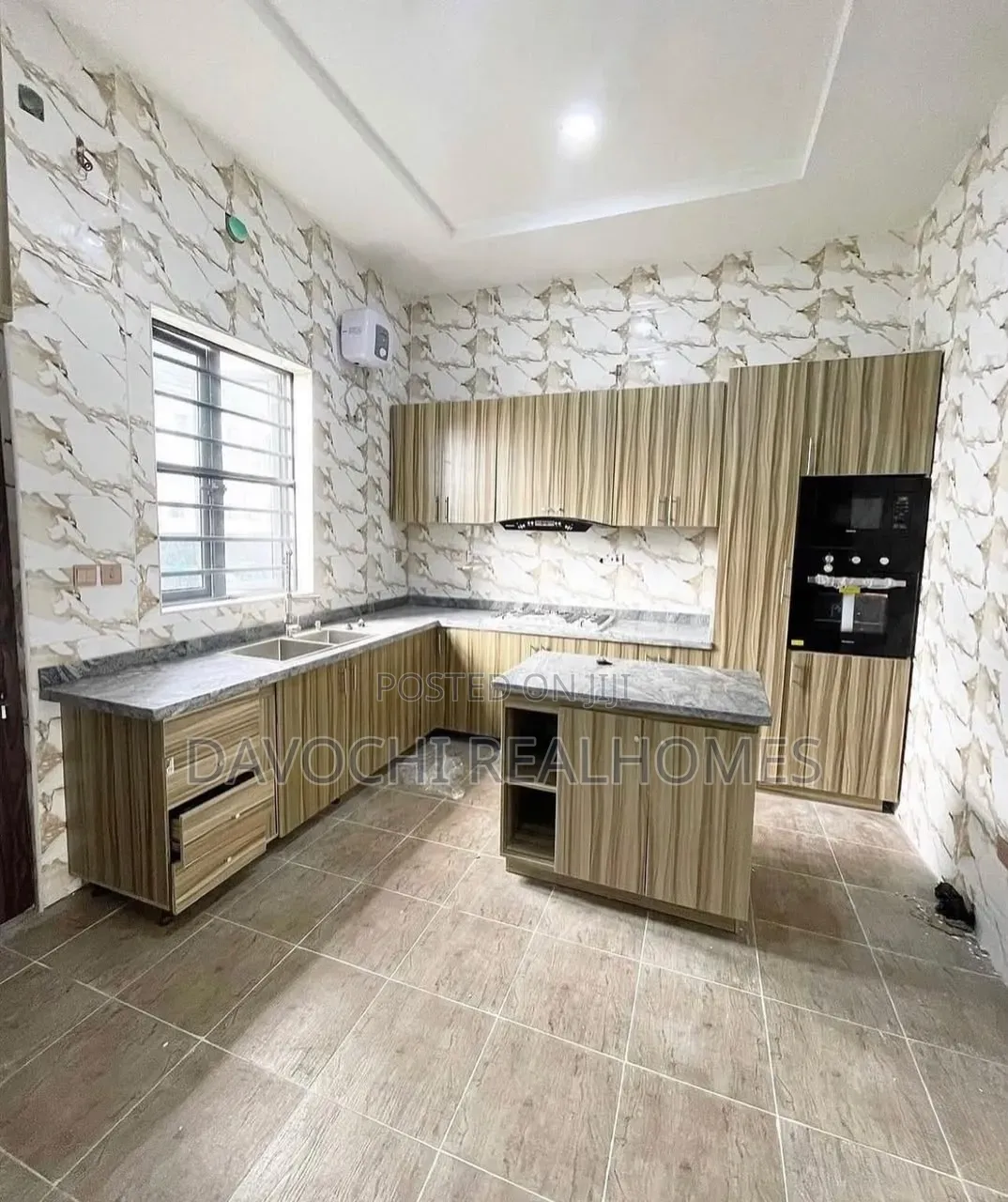 4bdrm Duplex in Ikota for sale in Ikota