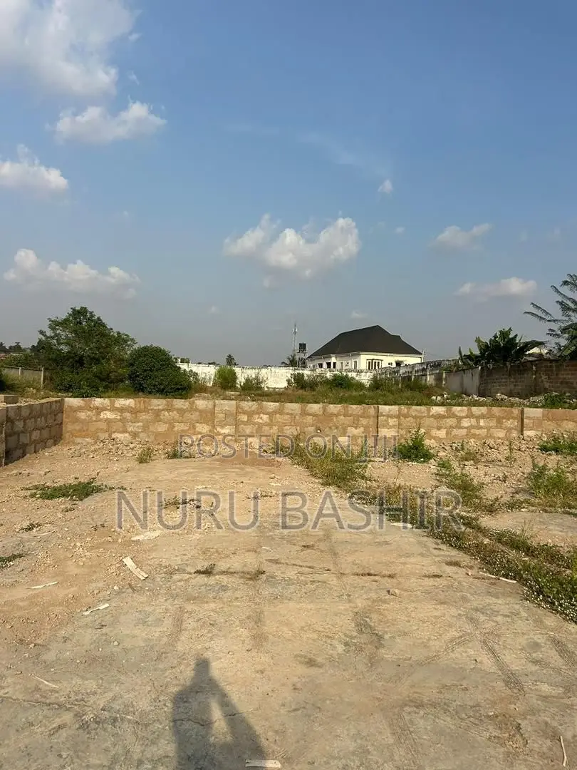 Well Fenced and Gated 8 Plots at Inuolajin Sharp Corner Oluyole in Oluyole Estate