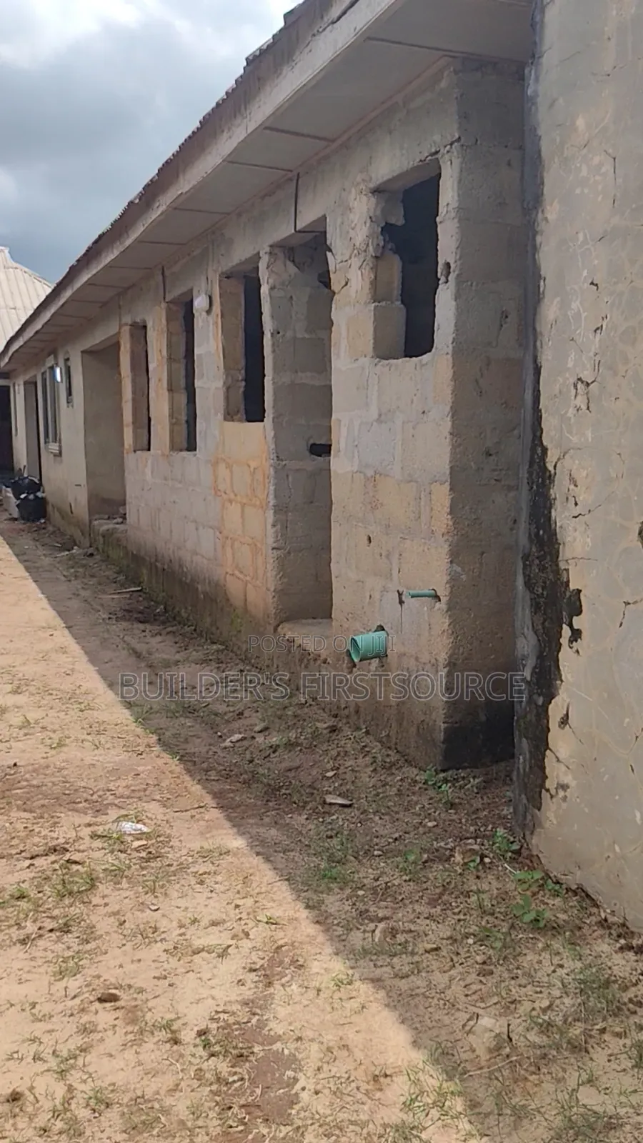8bdrm Block of Flats in Epe for sale in Epe