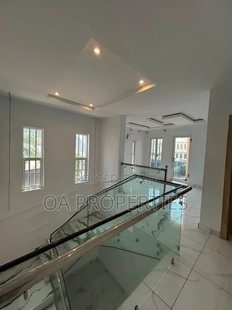 4bdrm Duplex in Carlton Gate Estate, for rent in Akobo
