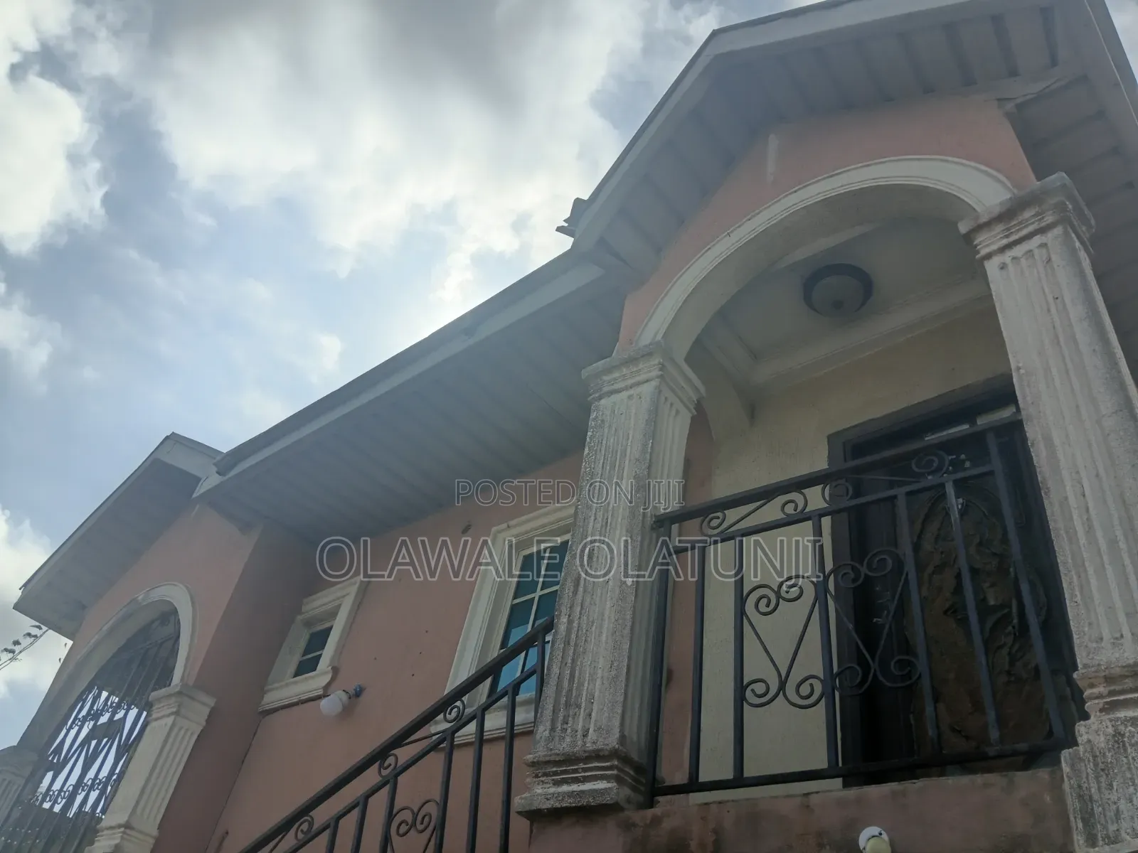 5bdrm Block of Flats in Morogbo, Agbara-Igbesan for sale in Agbara-Igbesan