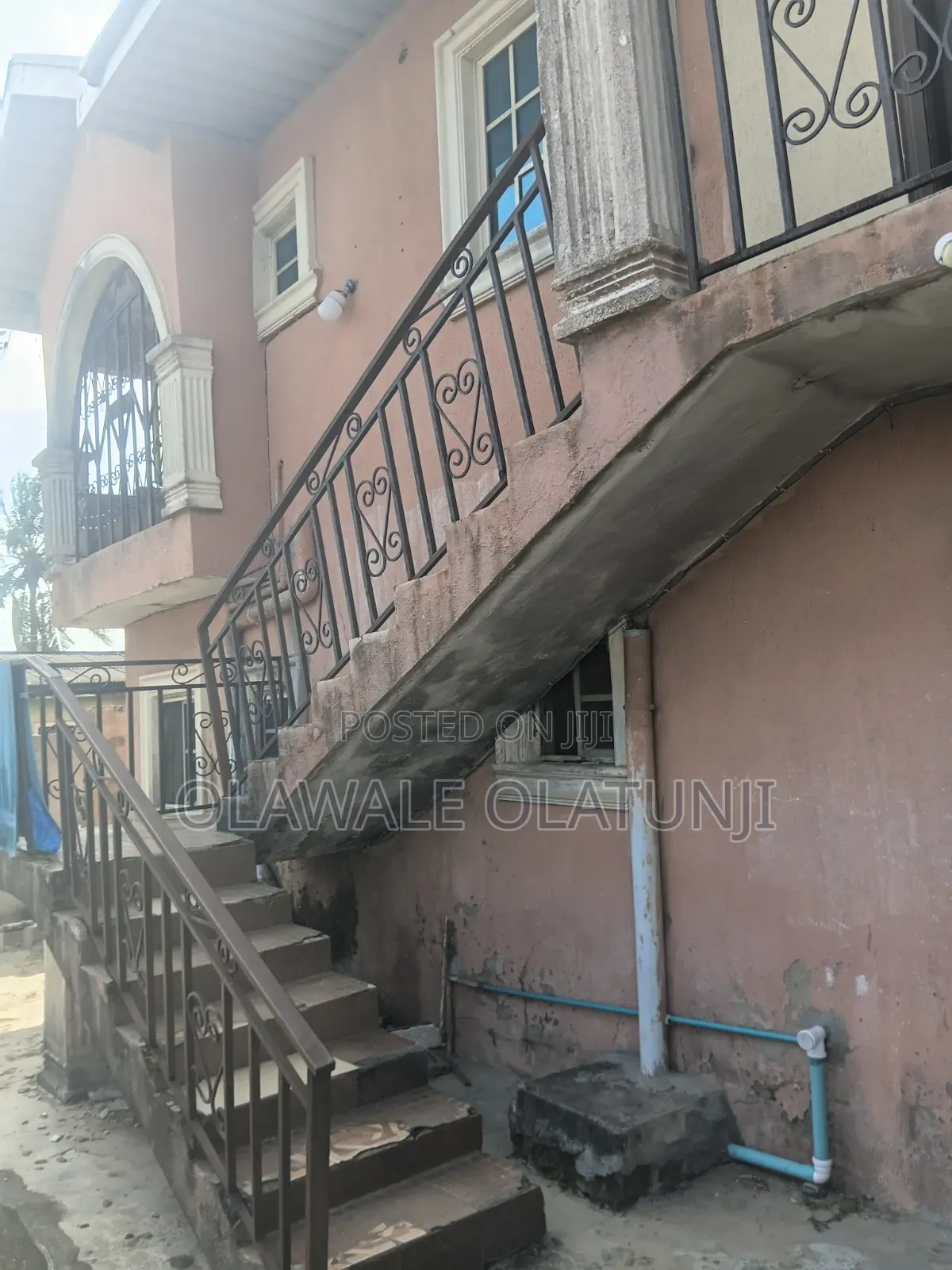5bdrm Block of Flats in Morogbo, Agbara-Igbesan for sale in Agbara-Igbesan