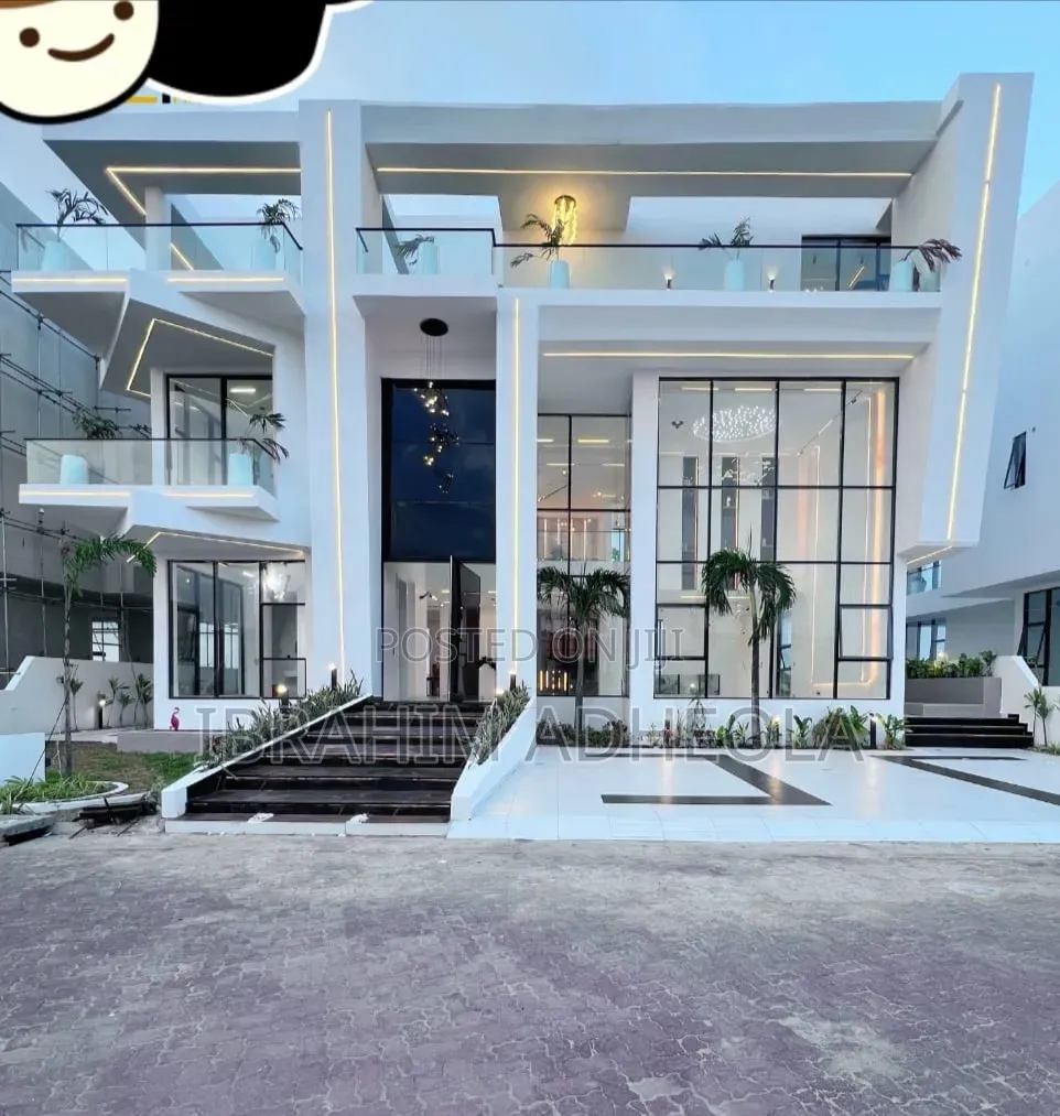 5bdrm Duplex in Osapa London for sale in Osapa london