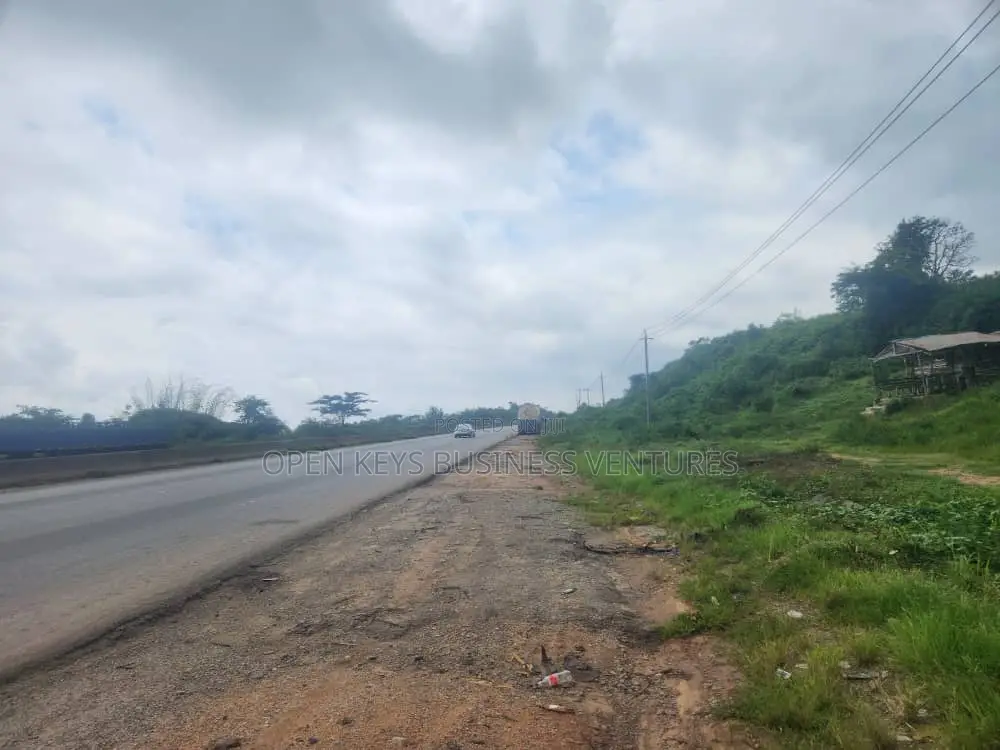 250 Acres of Industrial Land in Odo Ona