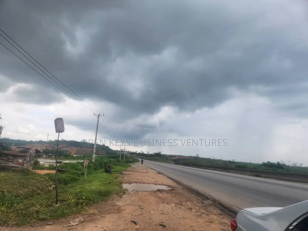 250 Acres of Industrial Land in Odo Ona