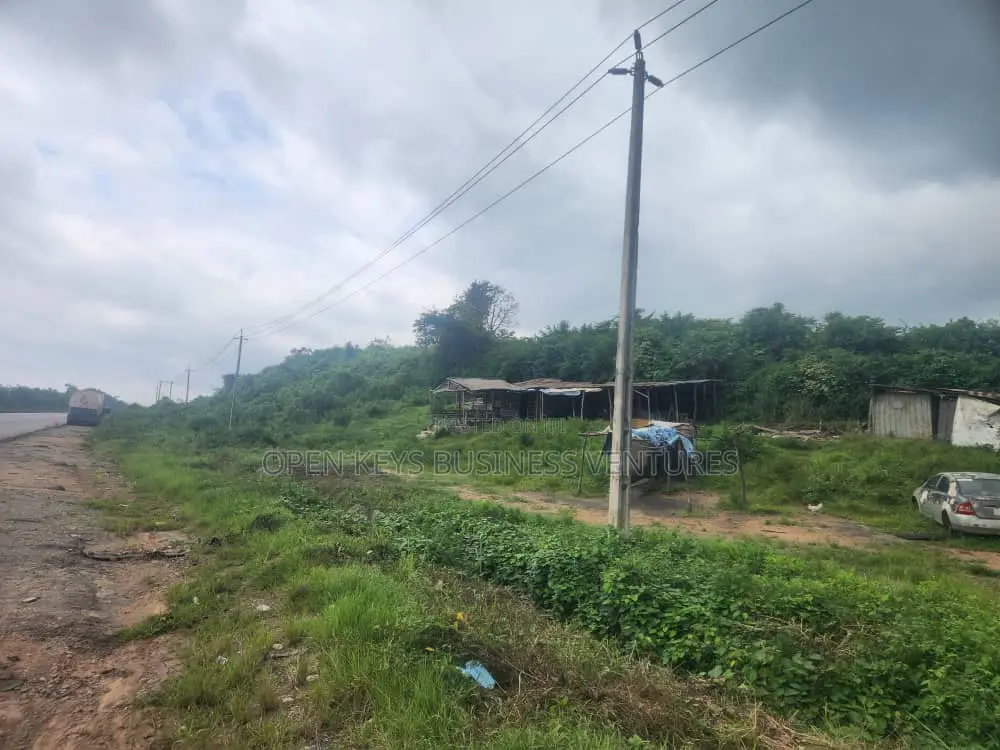 250 Acres of Industrial Land in Odo Ona