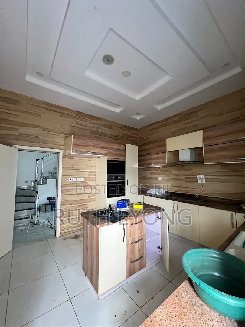 4bdrm House in Agungi, Lekki Lagos for rent in Agungi