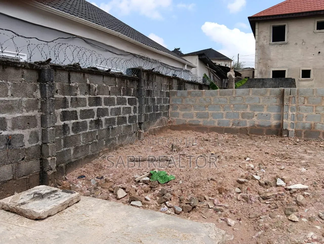 30x60ft Residential Land Behind Aina Ajayi Estate Ekoro Abule Egba in Abule Egba