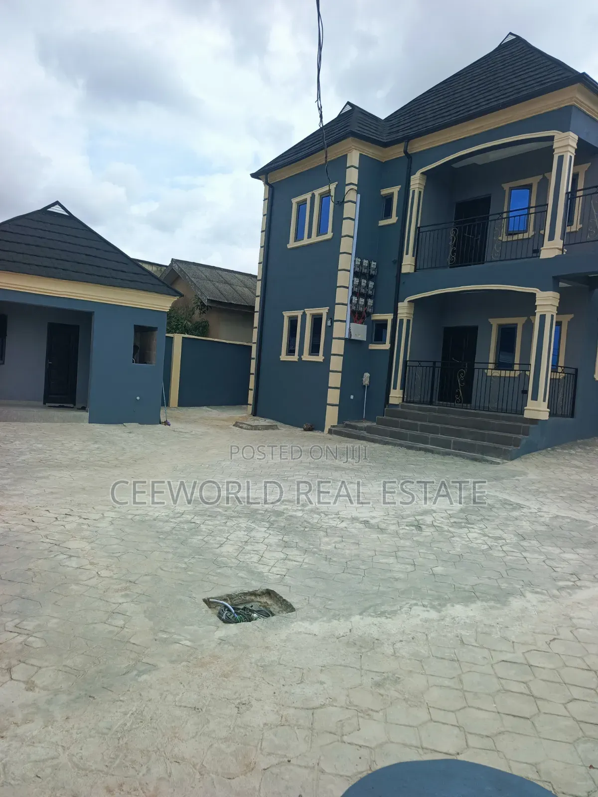 2bdrm Apartment in Olusoji Oluyole for rent in Oluyole Estate