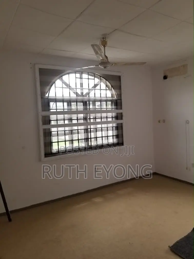 4bdrm Apartment in Oba Adeyinka Estate, Lekki Phase 1 for rent in Lekki Phase 1