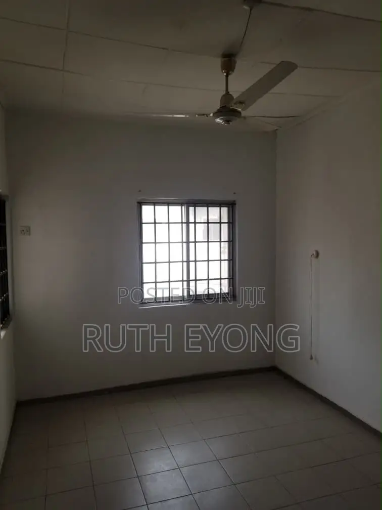 4bdrm Apartment in Oba Adeyinka Estate, Lekki Phase 1 for rent in Lekki Phase 1