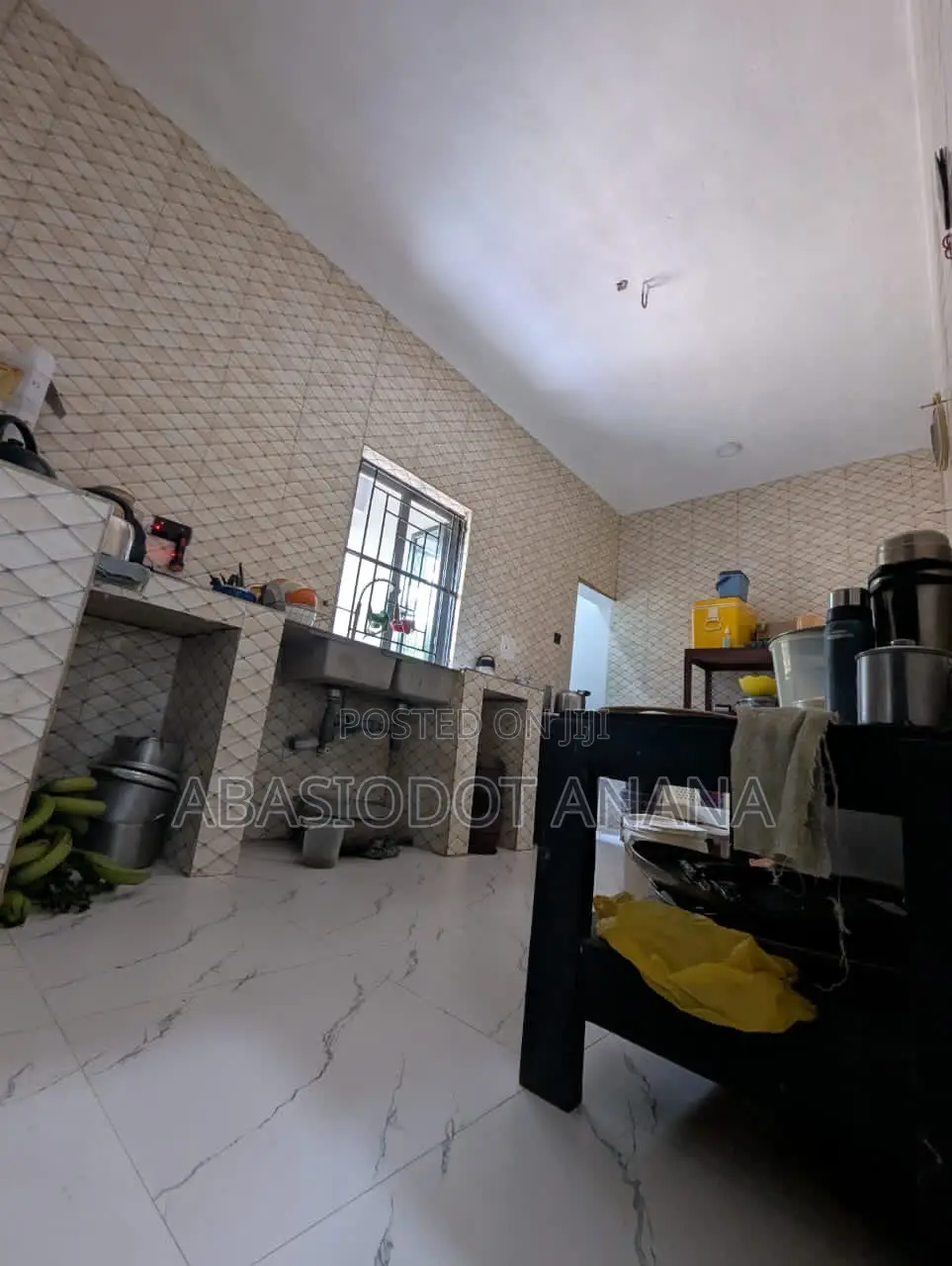 4bdrm Duplex in Oron Road Akpasak, Uyo for sale in Uyo