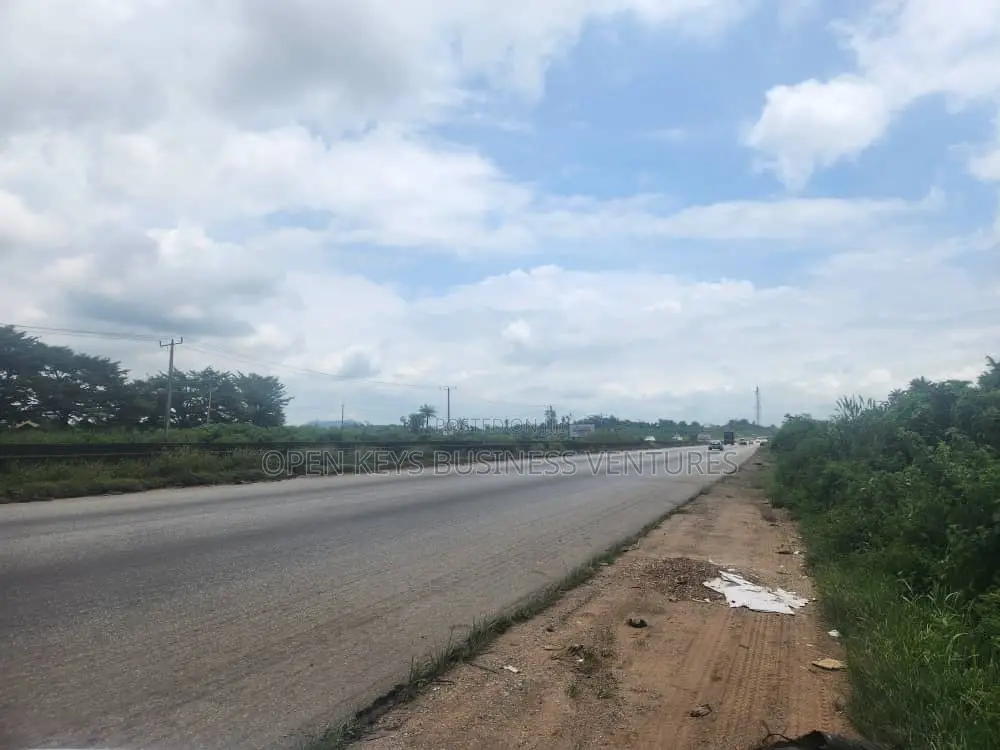 150 Acres of Industrial Land in Odo Ona