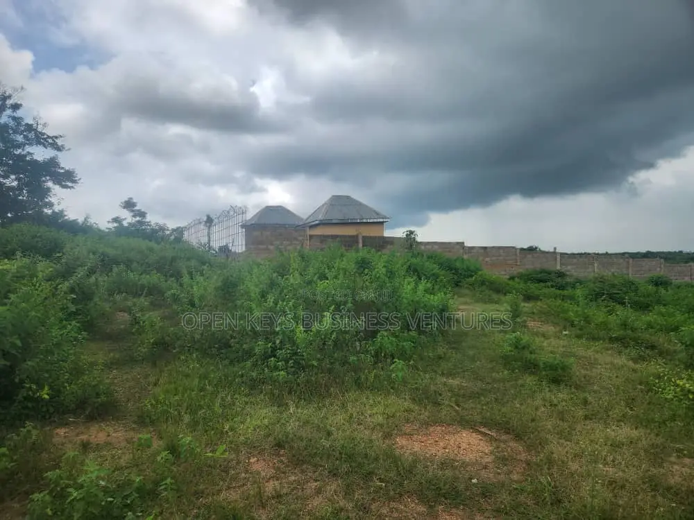 150 Acres of Industrial Land in Odo Ona