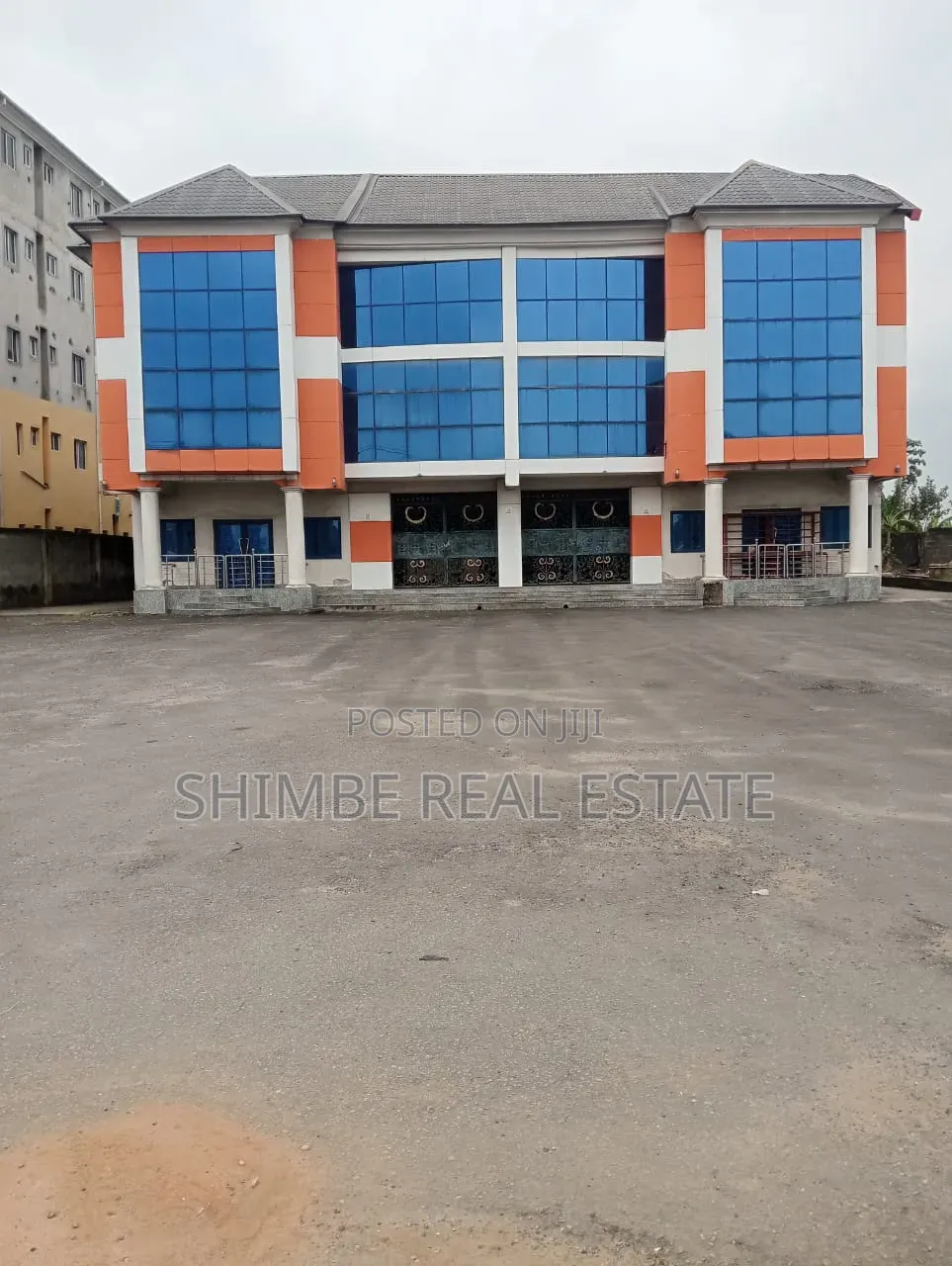 Commercial Property for Sale With 11 Large Halls in Uyo