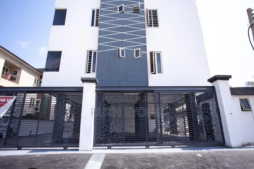 2bdrm Apartment in Agungi Lekki Lagos for rent in Agungi