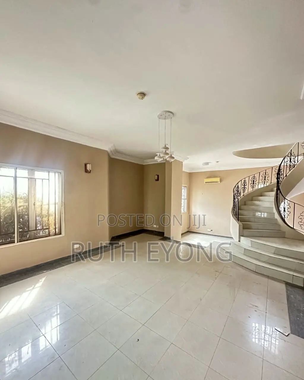 3bdrm Apartment in Off Babatunde, Lekki Phase 1 for sale in Lekki Phase 1