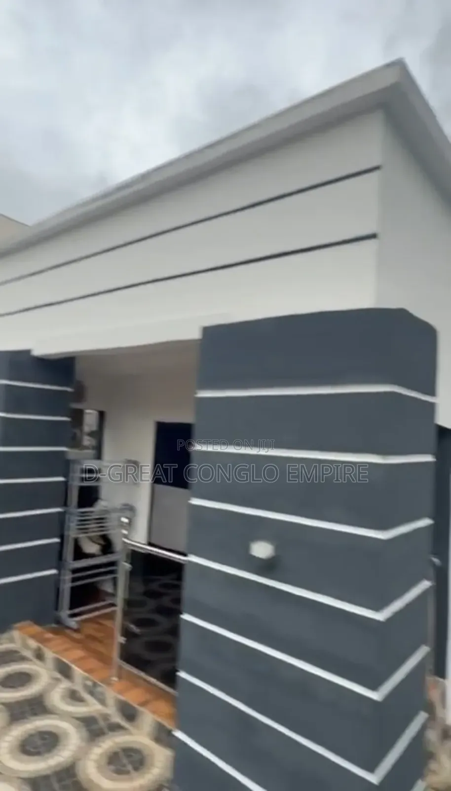 2bdrm Bungalow in Redeem, Oshimili South for sale in Oshimili South