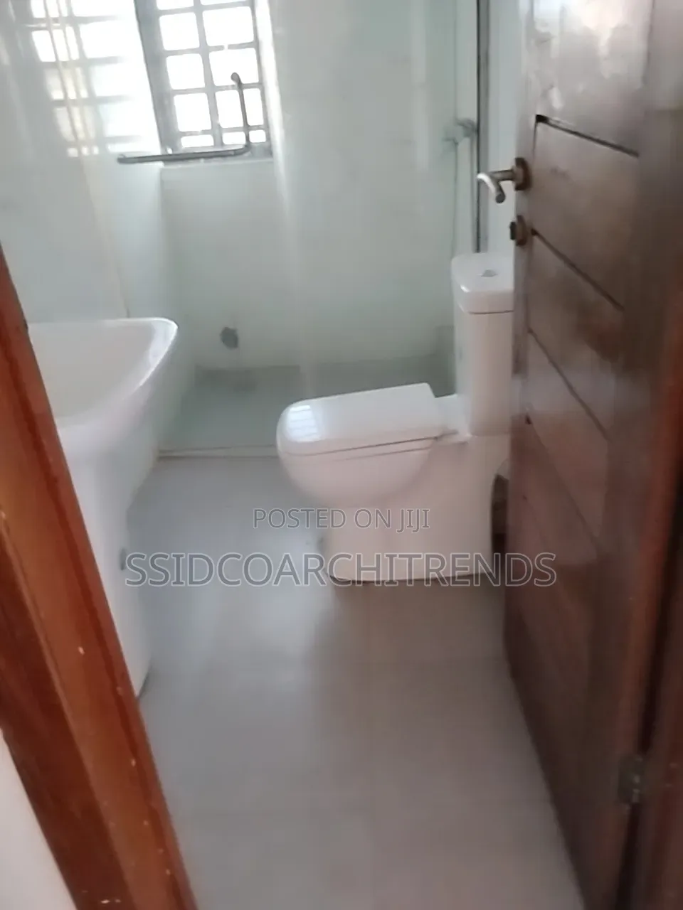3bdrm Apartment in Call To Access, Ologolo for rent in Ologolo