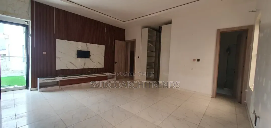 5bdrm Duplex in Call To Access, Ologolo for rent in Ologolo