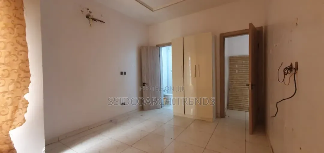 5bdrm Duplex in Call To Access, Ologolo for rent in Ologolo