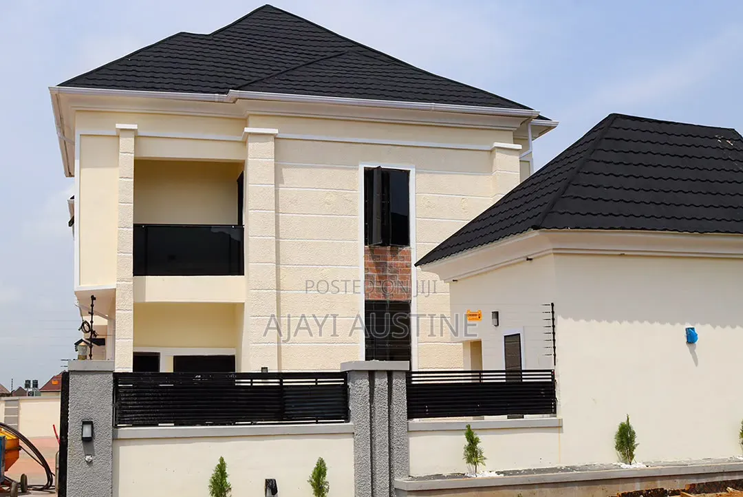 4bdrm Duplex in Justices Estate,, Life Camp for sale in Life Camp