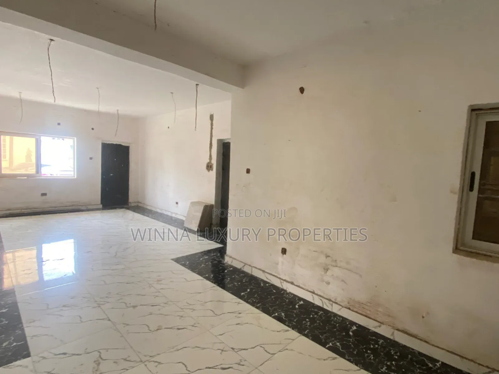 3bdrm Apartment in Utako for sale in Utako