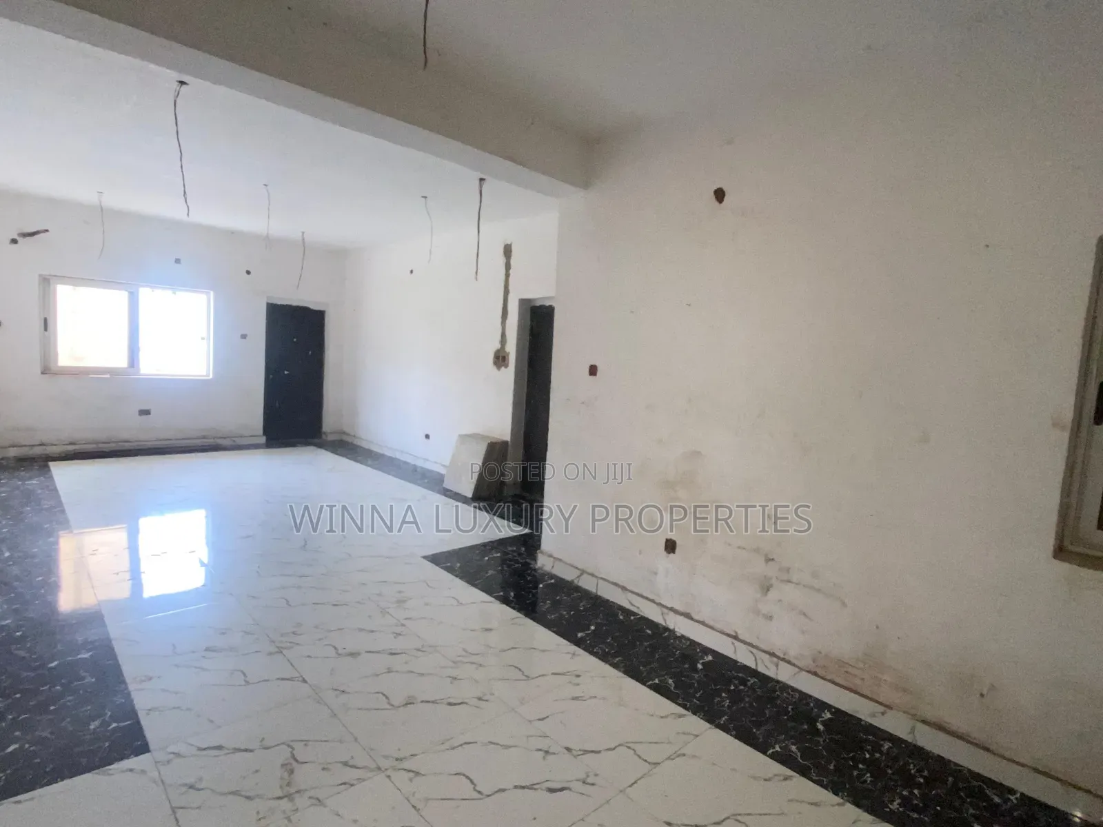 3bdrm Apartment in Utako for sale in Utako