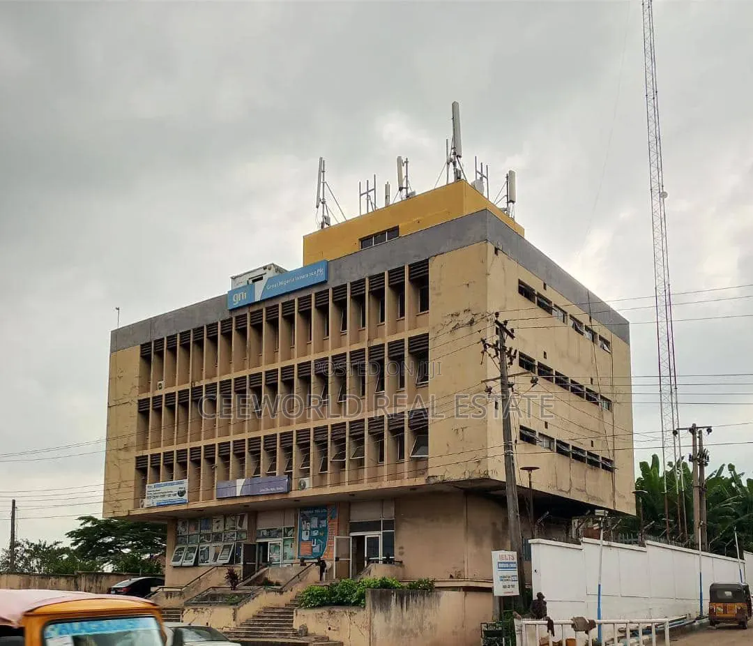 Open Plan Office Space 225sqm at Oke Bola, Oke Ado Ibadan in Oke Ado