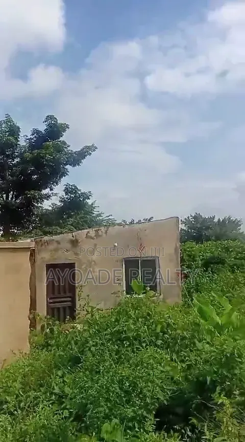 Studio Apartment in Success, Ibadan for sale in Ibadan