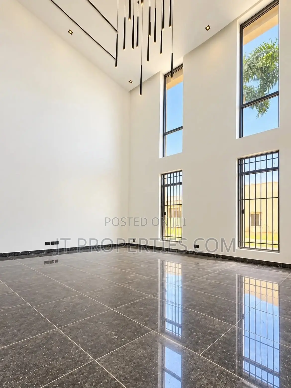 5bdrm Mansion in Villa Maitama for sale in Maitama