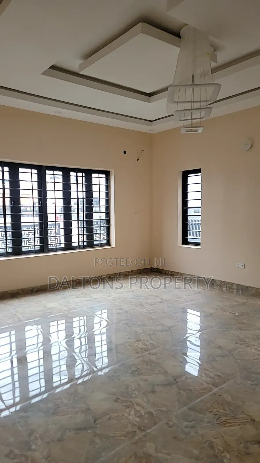 4bdrm Duplex in Vine Hill Estate, Sabon Lugbe for sale in Sabon Lugbe