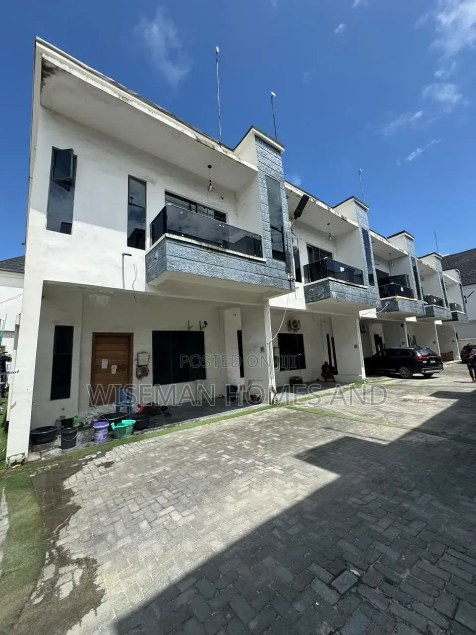 4bdrm Duplex in Ikota Gra for rent in Ikota