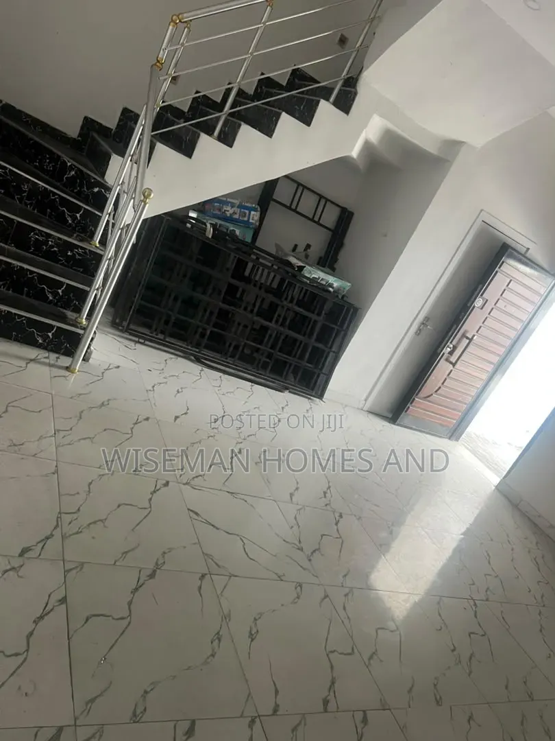 4bdrm Duplex in Ikota Gra for rent in Ikota