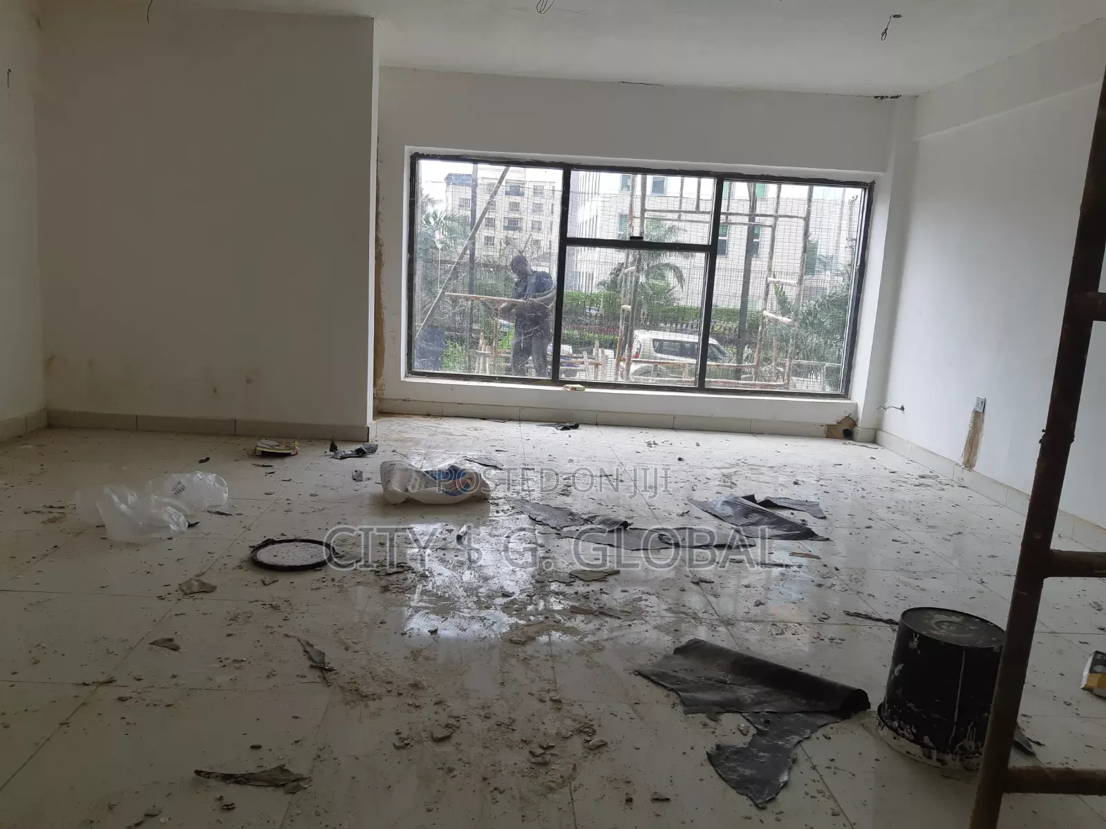 Shop Space in Wuse Zone in Zone 5 / Wuse