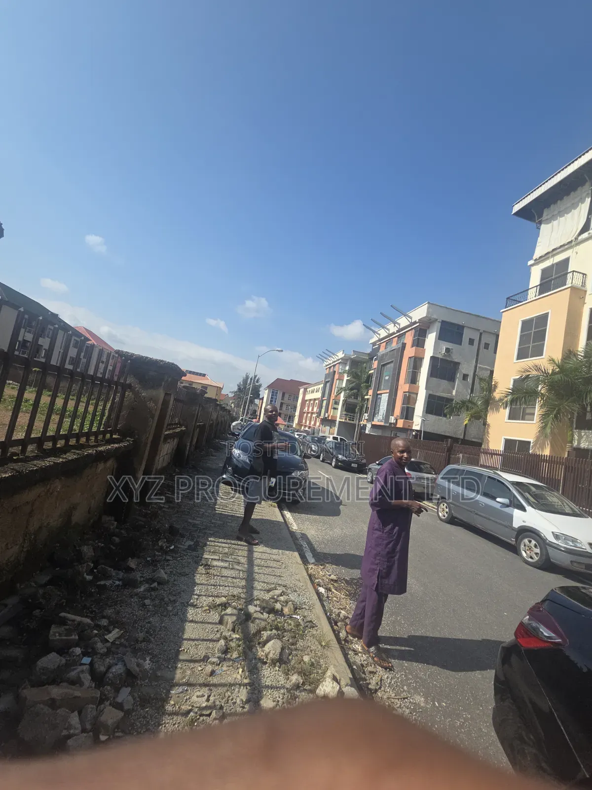 Massive Plaza for Sale Im Wuye in Wuye