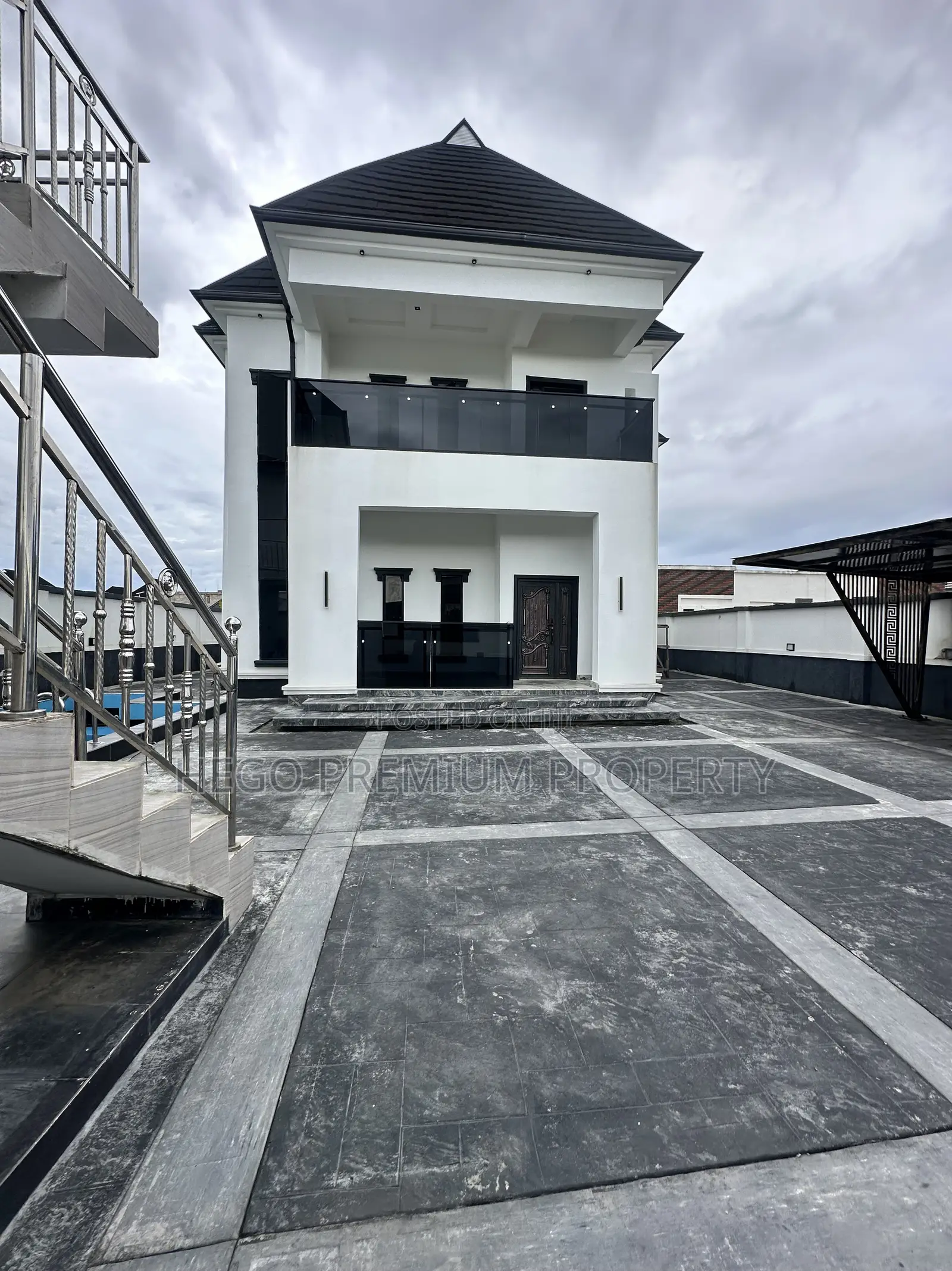 4bdrm Duplex in Cedar Wood, Obio-Akpor for sale in Obio-Akpor