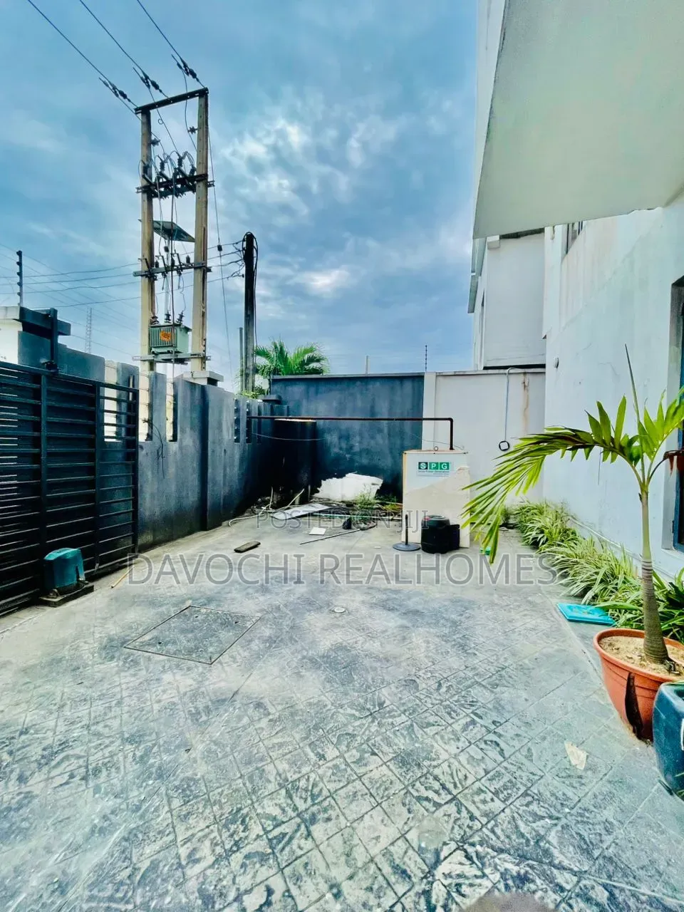 5bdrm Duplex in Lekki Phase 1 for rent in Lekki Phase 1