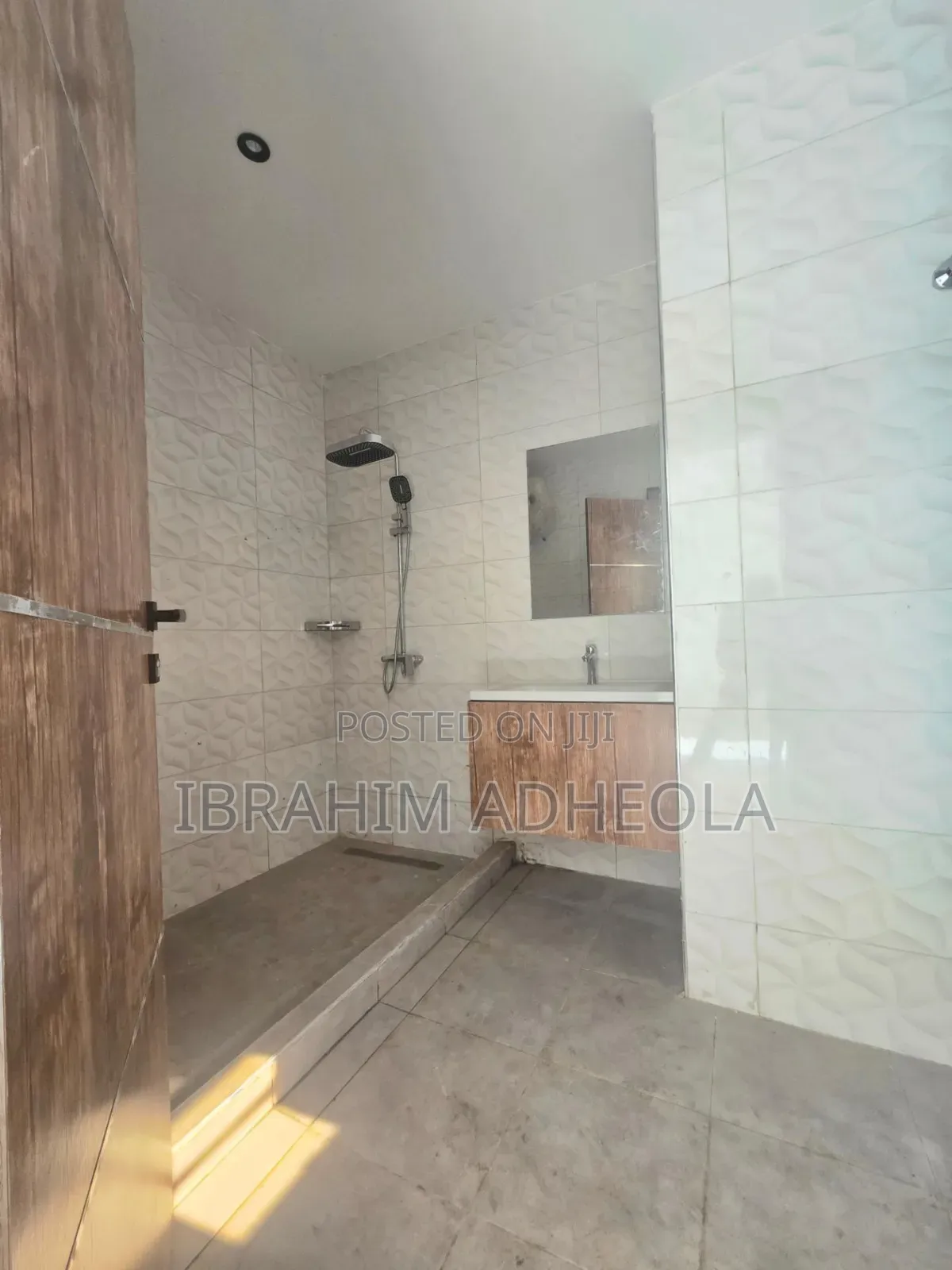 4bdrm Townhouse/Terrace in Adeniyi Jones for sale in Adeniyi Jones
