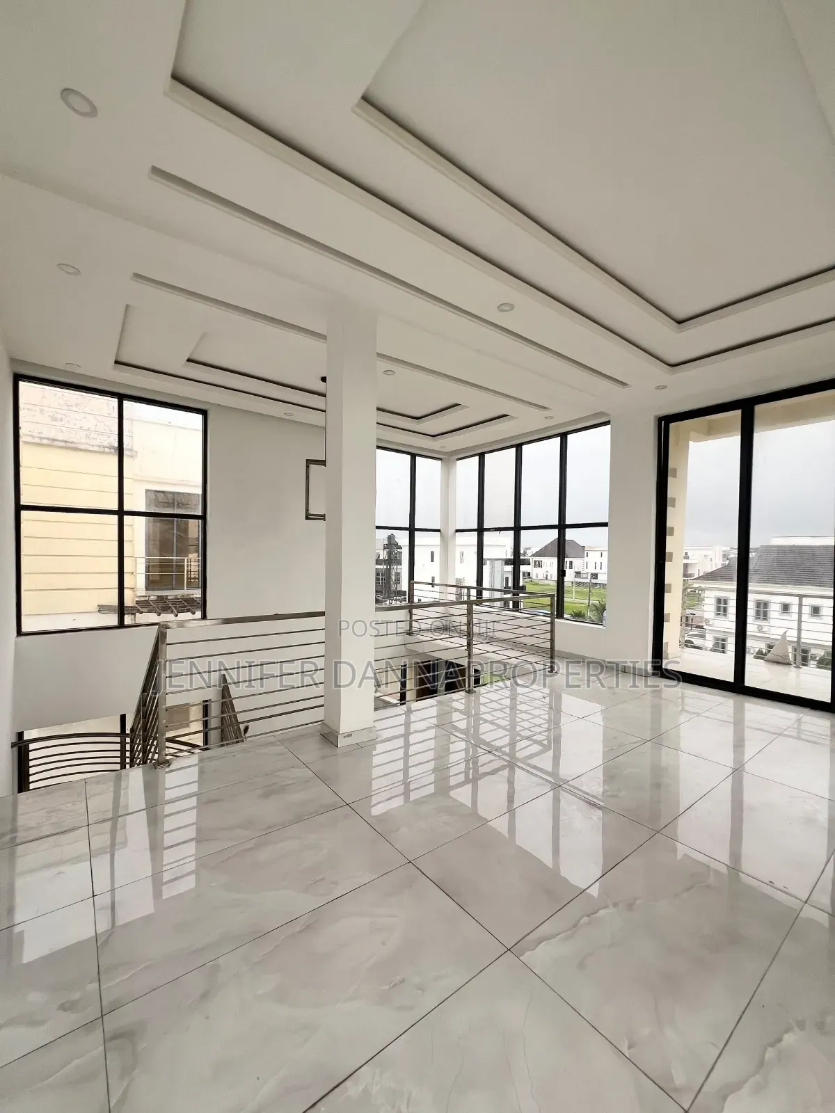 4bdrm Duplex in Lekki Phase 2 for sale in Lekki Phase 2
