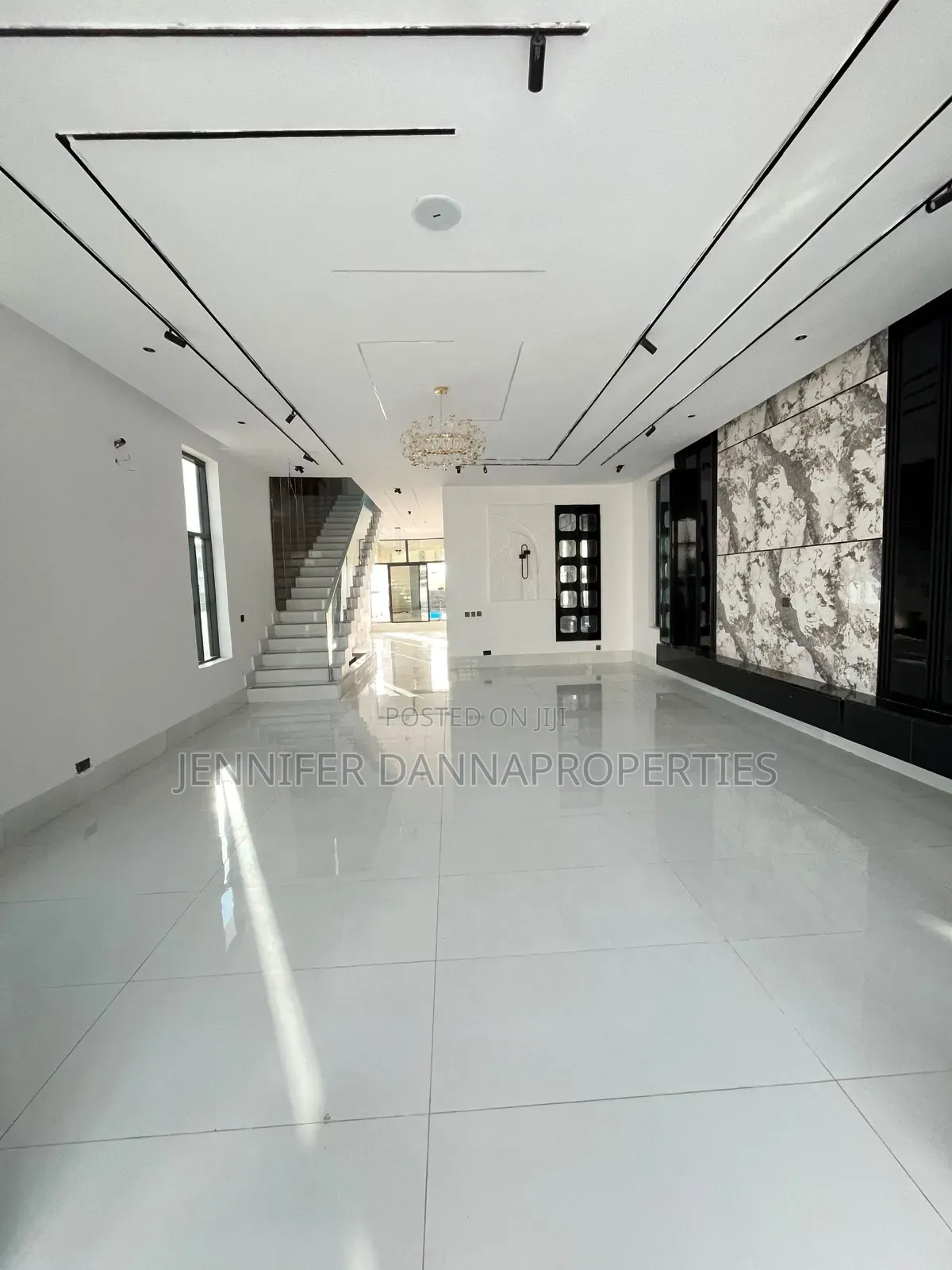 5bdrm Duplex in Ado / Ajah for sale in Ado / Ajah
