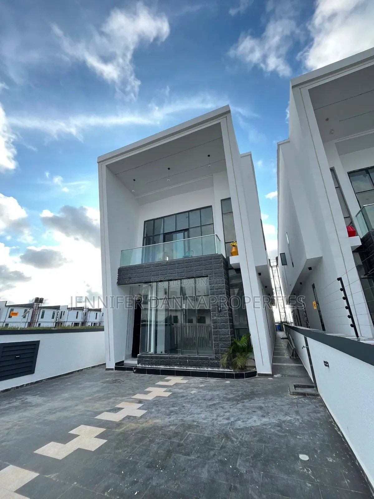 5bdrm Duplex in Ado / Ajah for sale in Ado / Ajah