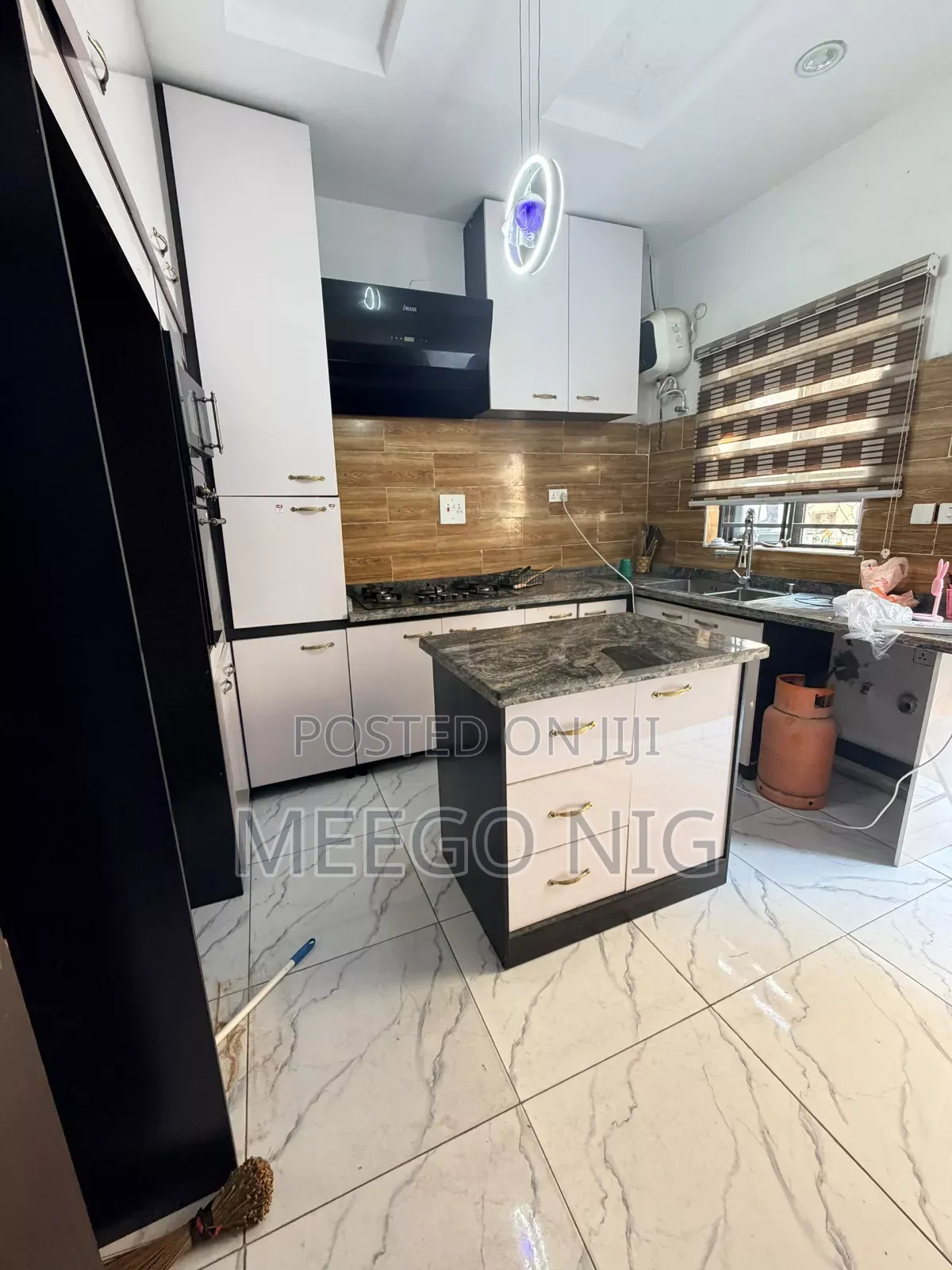 1bdrm Shared Apartment in Thomas Estate Lekki for rent in Thomas Estate