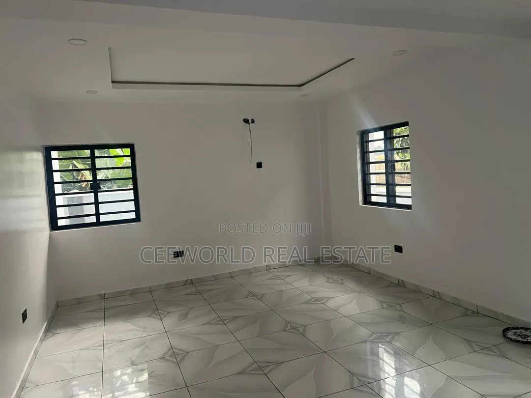Spacious Open Plan Office Space at Challenge Ibadan in CHallenge / Ibadan