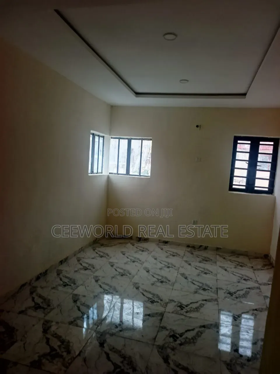 Spacious Open Plan Office Space at Challenge Ibadan in CHallenge / Ibadan